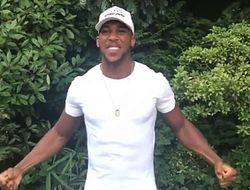 фото - Энтони Джошуа перед боем с Поветкиным: Я отказываюсь лишаться титула WBA