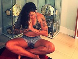 фото - Мастерство Ломаченко на скакалке, таймлапс строительства "Бойцовского лагеря", святилище Нуньеш — соцсети