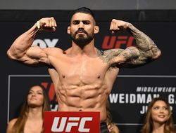 фото - Первый боец UFC признался, что подхватил коронавирус