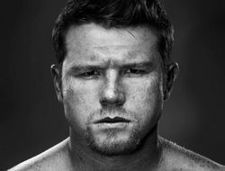 фото - Флойд Мейвезер внезапно наехал на Канело Альвареса, обвинил в трусости