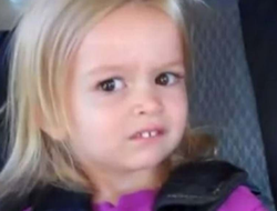 фото - Дю Плесси и Адесанья принялись мериться письками. В прямом смысле этого слова