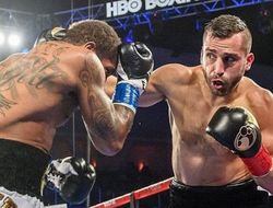 фото - Лучшие моменты боя Давида Лемьё и Кёртиса Стивенса — видео от vRINGe.com