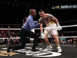 фото - Брэндон Риос взбешён: Гарсиа поймал меня лаки-панчем!