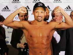 фото - Лауреат Зала славы Вирджил Хилл выиграл прощальный бой у Джимми Кэмпбелла