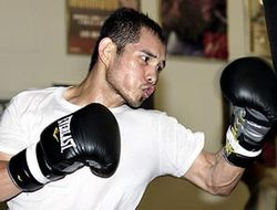 фото - Нонито Донэйр: «Симпиве Ветьека – лучший полулегковес в мире»