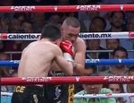 Три нокдауна! Эстрада дебютировал в новом весе: видео