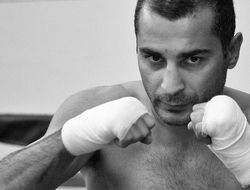 фото - Вахтанг Дарчинян влетел жёстким нокаутом безвестному джорнимену из Мексики