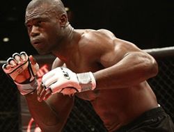 фото - (ММА) Юрайя Холл получил очередного нового соперника