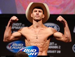 фото - UFC 178: Дональд Серроне победил Эдди Альвареса