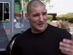 фото - Стриклэнд: «Рассказать, почему я ненавижу Ронду Роузи?»