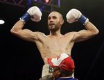 Педраса перебоксировал обязательного претендента Смита