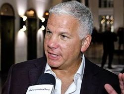 фото - Бетербиев бил Смита по затылку, а ведь мы предупреждали рефери — промоутер