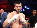 Артур Бетербиев: «Мог бы дать Ковалеву по башке на улице — но попаду в полицию. Поэтому два раза звал в ринг»