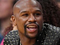 фото - Флойд Мэйуэзер отменил свой камбэк — дело не только лишь в коронавирусе