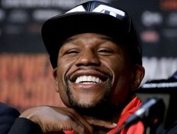 фото - Флойд Мэйуэзер: Я рискую больше Макгрегора