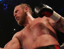 фото - Ветеран нацелен на победителя боя Усик – Джошуа 2, угрожает иском