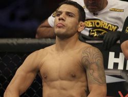 фото - UFC: в июле Дос Аньос подерётся с Альваресом