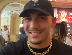 фото - Теофимо Лопес назвал следующую цель