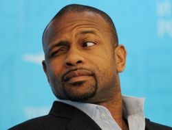 фото - Жану Паскалю для победы нужно просто «лупить» Лучиана Буте, считает Рой Джонс