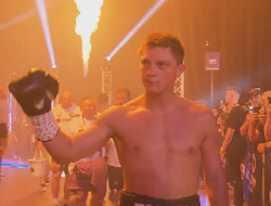 фото - Цзю падал, но забил Биггса и взял свой первый титул