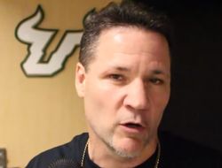 фото - Коуч рассказал о зожнике Артуре Бетербиеве. По плану — бой против Бивола