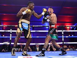 фото - Сенсация в Вегасе: Накатила удосрочил Берчельта — видео