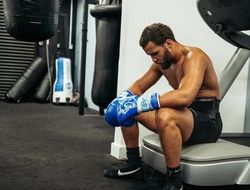 фото - «Пришёл пацан в школьной форме». История о том, как 16-летний Итаума надрал зад чемпиону