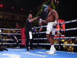 фото - Если не Фьюри и не Усик? Тренер Джошуа назвал желаемого соперника