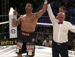 52-летний экс-чемпион мира Арслан уничтожил соперника в первом раунде