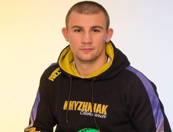 фото - Александр Хижняк выиграл первый бой на ОИ-2024 в Париже