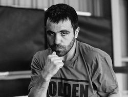 фото - Хойя оставил на контракте «Безумного» Ованнисяна: верит в его чемпионство