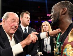 фото - Новый контракт Теренса Кроуфорда и Top Rank: ситуация напряжённая, есть письмо с жалобами 