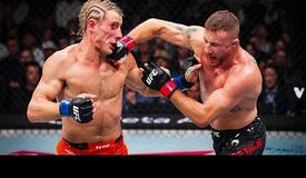 Эпичная битва Гэтжи и Пимблетта. Видео лучших моментов UFC 324