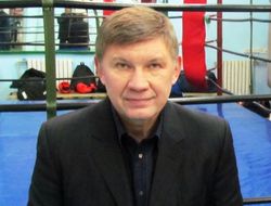 фото - Умер Виктор Акшонов