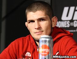 фото - Нурмагомедов: «Петтис проиграет дос Аньосу»