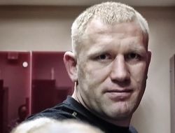 фото - Сергей Харитонов подерётся с Мэттом Митрионом на турнире Bellator