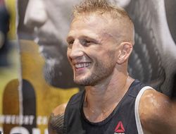 фото - Аппетит во время еды: Диллэшоу хочет отобрать титулы UFC и у Сехудо, и у Холлоуэя