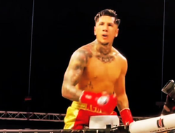 фото - Сын чемпиона победил досрочно, а экс-топ-проспект вновь не впечатлил