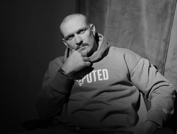 фото - Усик выбросил Фьюри из топ-10 рейтинга P4P по версии vRINGe