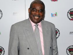 фото - Ломаченко—Коасича и Брэдли—Риос: названы рефери и судьи