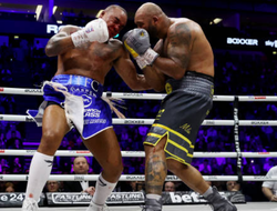 фото - Назван первый бой андеркарда шоу Бетербиев-Бивол. Это махач небитых супертяжей