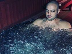 фото - Адам Ковнацки: Когда пытаюсь боксировать тактически, пропускаю; я люблю драться