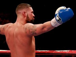 фото - Белью жёстко нокаутировал Макабу