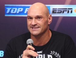 фото - Тайсон Фьюри: «Усик уродливый, немного придурковатый старик, похож на кролика»