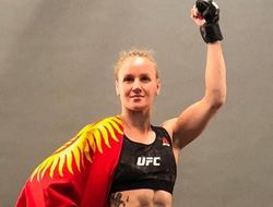 фото - Валентина Шевченко будет защищать титул UFC в августе против первой обидчицы