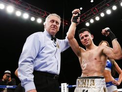 фото - «Турнир восьмерых»: Сантана неожиданно одолел олимпийского чемпиона Диаса