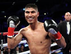фото - Майки Гарсиа вернулся с досрочной победой над Элио Рохасом