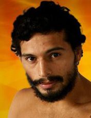 Адриано Мартинс