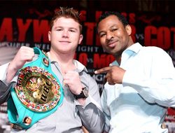 фото - Мосли: «Мэйуэзер давно не сталкивался с такими скоростью и мощью, какие есть у Альвареса»