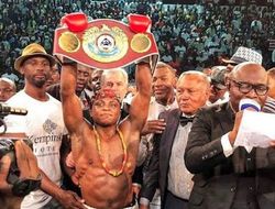 фото - На морально-волевых: Айзек Догбо отобрал титул у Джесси Магдалено